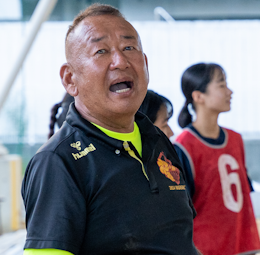 平野雅也コーチ